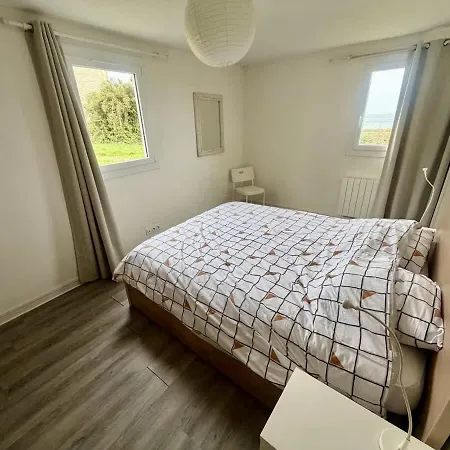 Maison En Pierre Avec Magnifique Vue Urville-Nacqueville